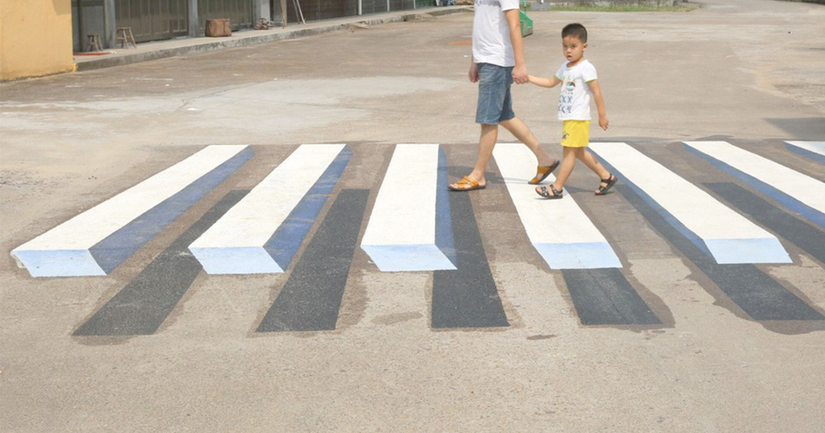 India Will Use 3D Paintings As Speed Breakers DeMilked india-will-use-3d-paintings-as-speed-breakers-demilked