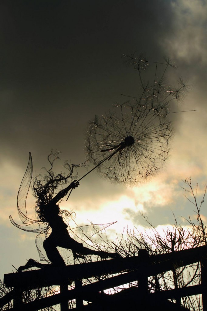 Spectacular Fairy Sculptures Made Of Wire By Robin Wight DeMilked