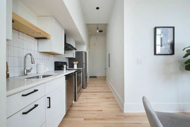 Abandoned 1929 School Building Transformed Into 31-Apartment Residence ...