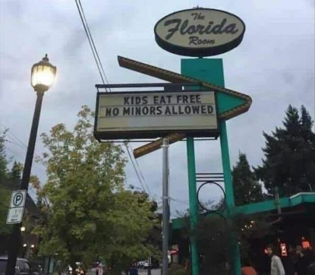 35 Times Amusingly Bizarre Signs Were Spotted In The 'Signs With Threatening Auras' Group DeMilked